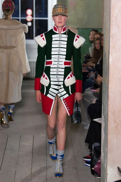 Look 63